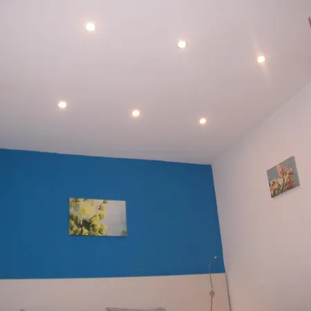 Trinity Gazde/Camere de închiriat